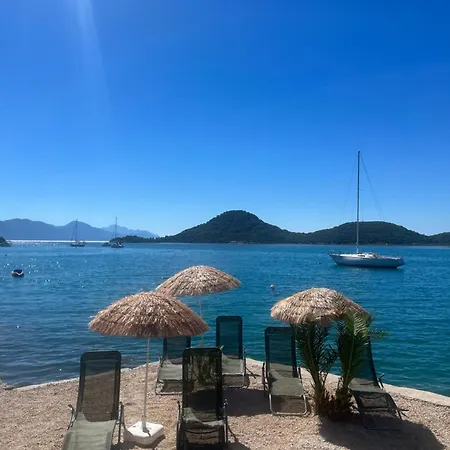 Sea La Vie Apartment